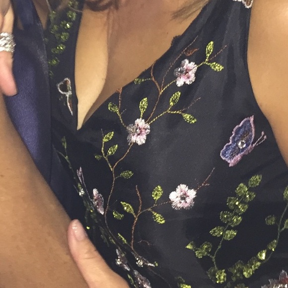 Dress - Picture 2 of 7